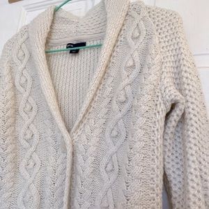 Gap girls Aran cable knit cardigan in size large/10